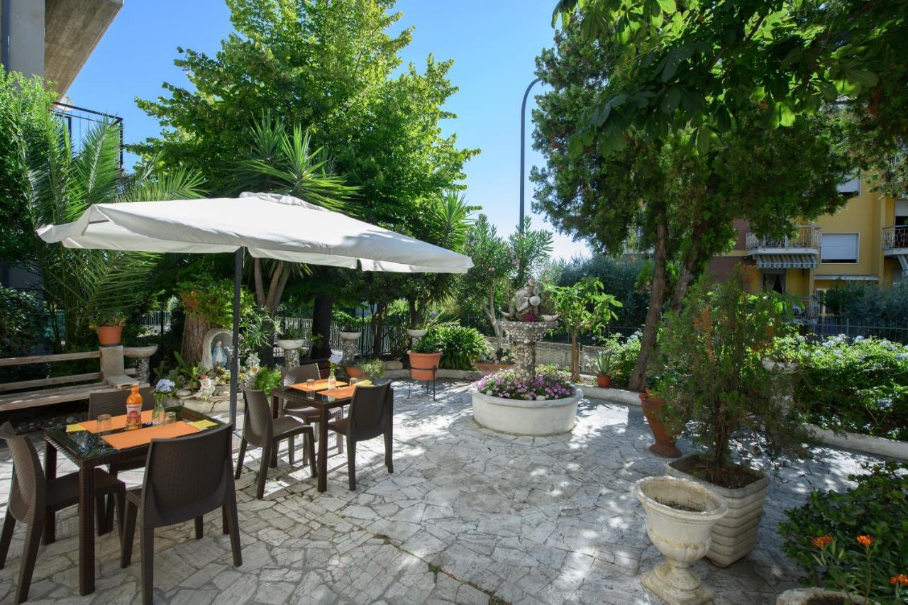 B&B La Fontanella San Benedetto del Tronto Esterno foto